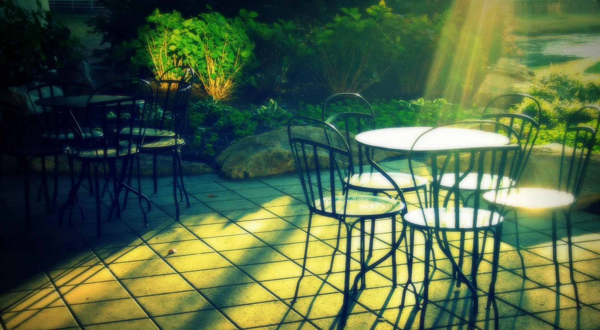 How to Store Your Patio Furniture During Winter | Just Better Moving